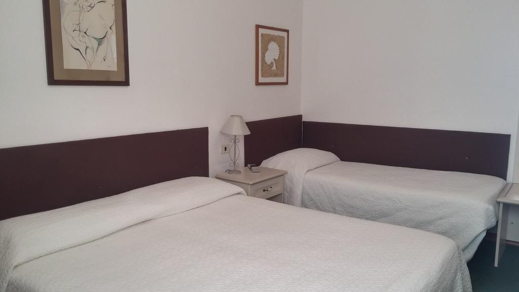 Hotel Ariston Piombino Exterior foto
