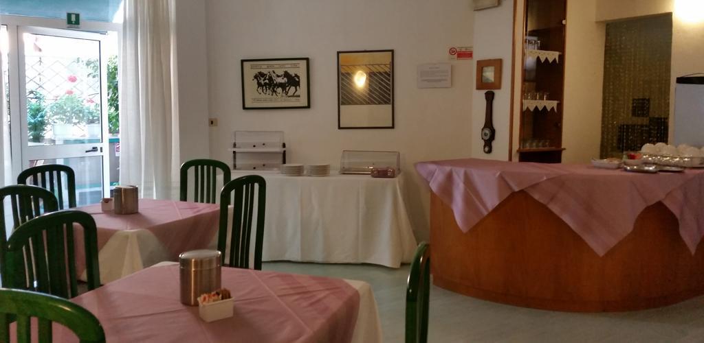 Hotel Ariston Piombino Exterior foto